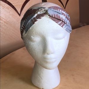 Silky soft pattern Head band. Perfect for summer